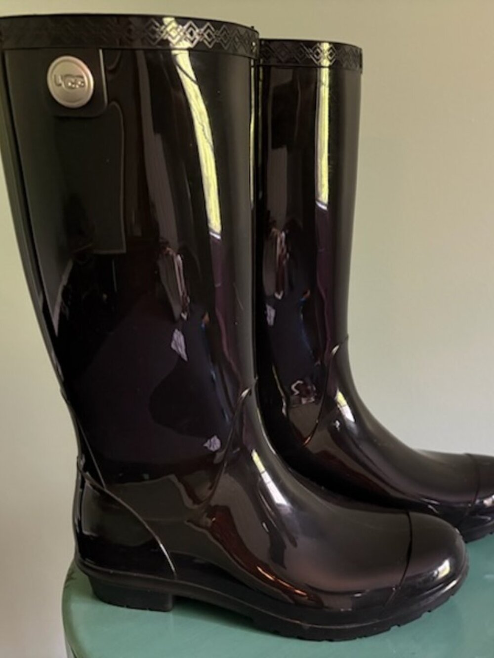 UGG Shaye Rain Boots; Classic Black (Size 7)